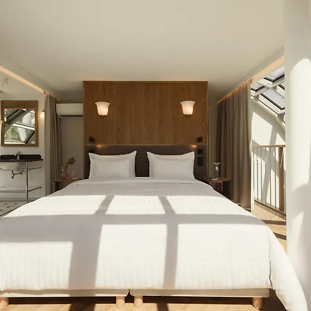 Gavron Boutique Hotel 4*
